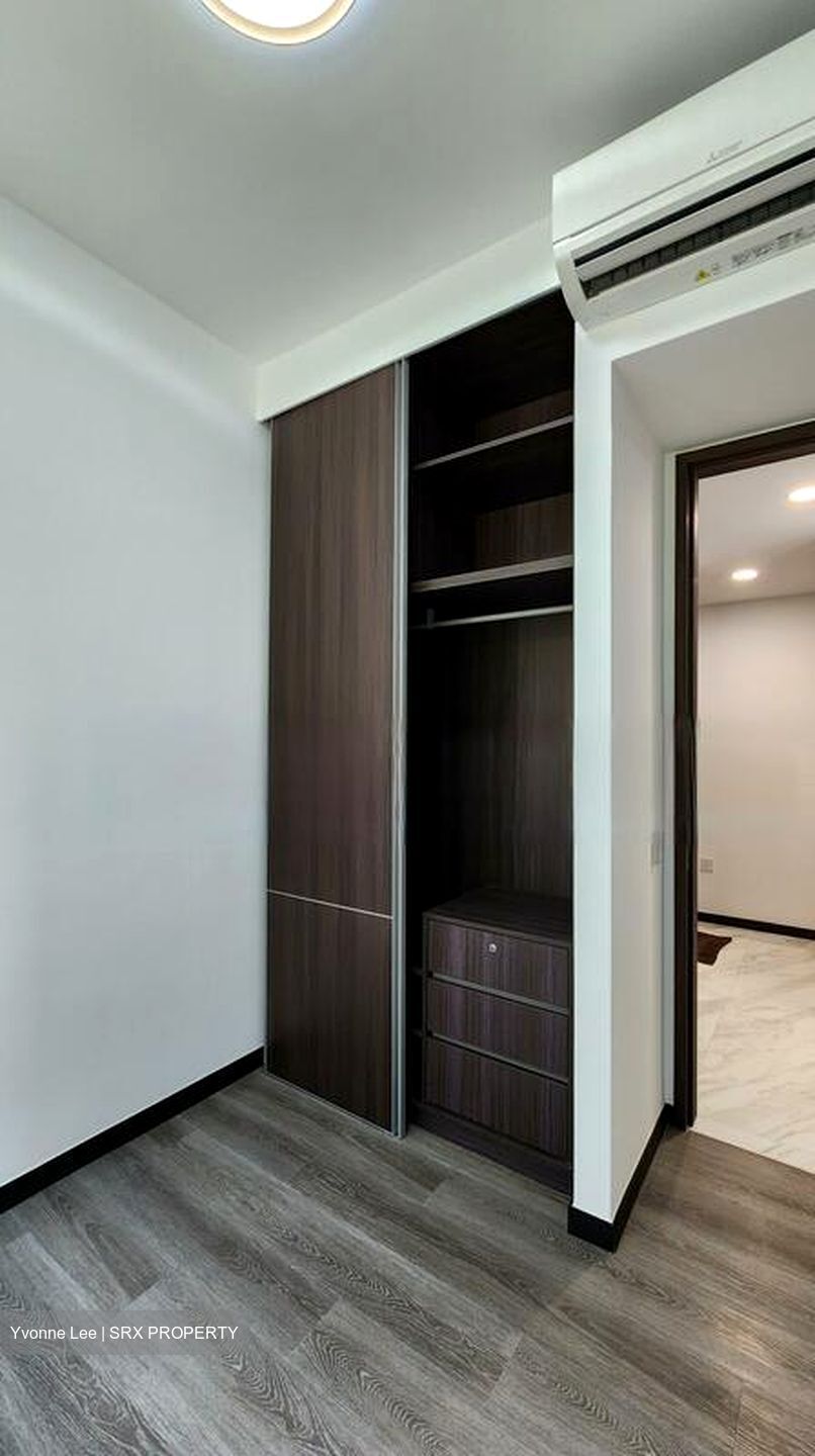 Pasir Ris Drive 8 (D18), Condominium #451867871